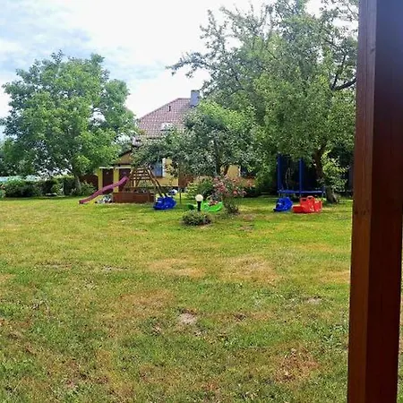 Przyczepy Campingowe U Eweliny 鲁斯诺沃